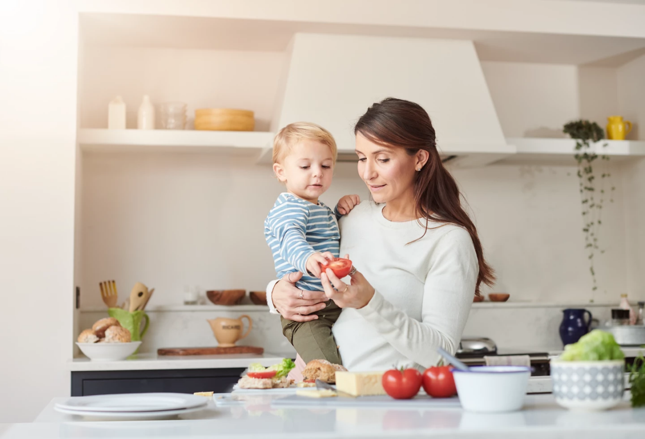 Nutricia mother and son preparing food